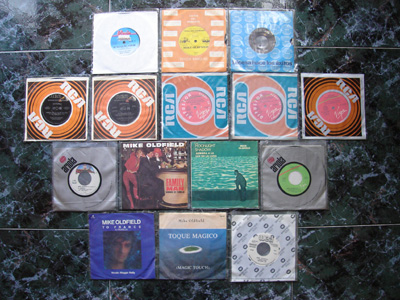 LATINAMERICAN VINYL SINGLES