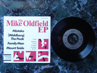 1982 The Mike Oldfield EP: Mistake / (Waldberg) The Peak / Family Man / Mount Teide 104678.