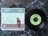 1983 Moonlight Shadow / Rite of Man B-105390 (125 ptas).