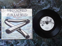 1974 Tubular Bells / Froggy Went A-Courting PD9990.