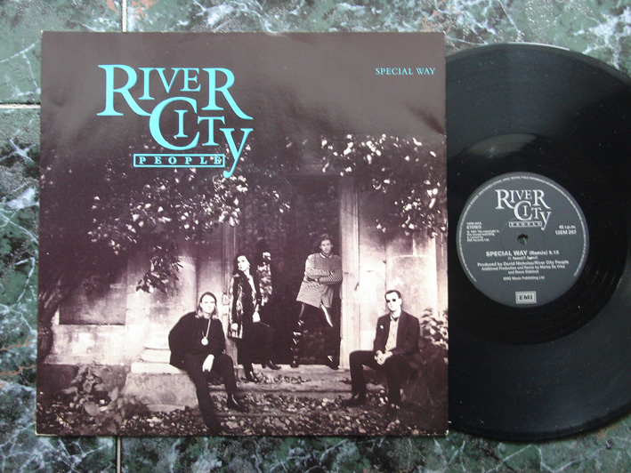 1991 Special Way (Remix) / I Try To Walk / Cuando Era Joven (Acústico) (UK edition).